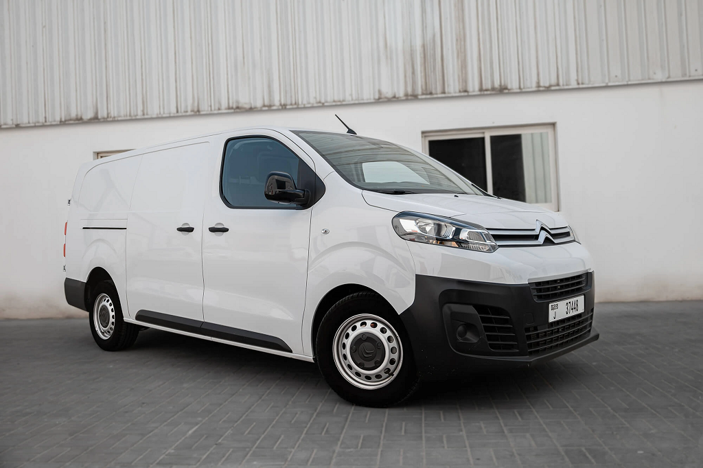 Commercial Vehicles in Dubai